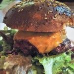 The Nook: hamburguesas con cantidad y calidad